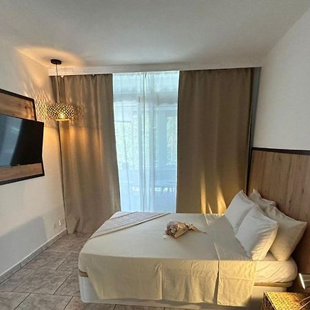 Hand Made Suite Arona  Extérieur photo