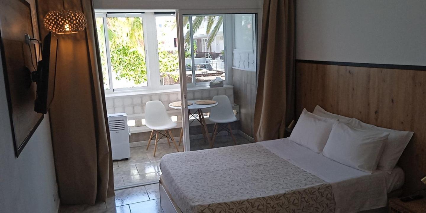 Hand Made Suite Arona  Extérieur photo